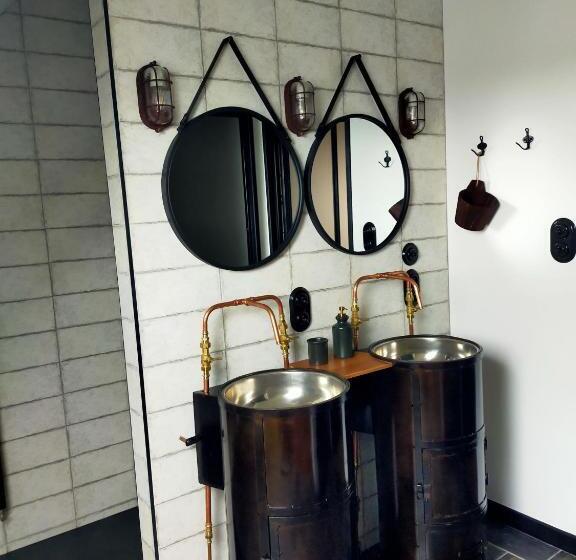 פנסיון La Belle Epoque