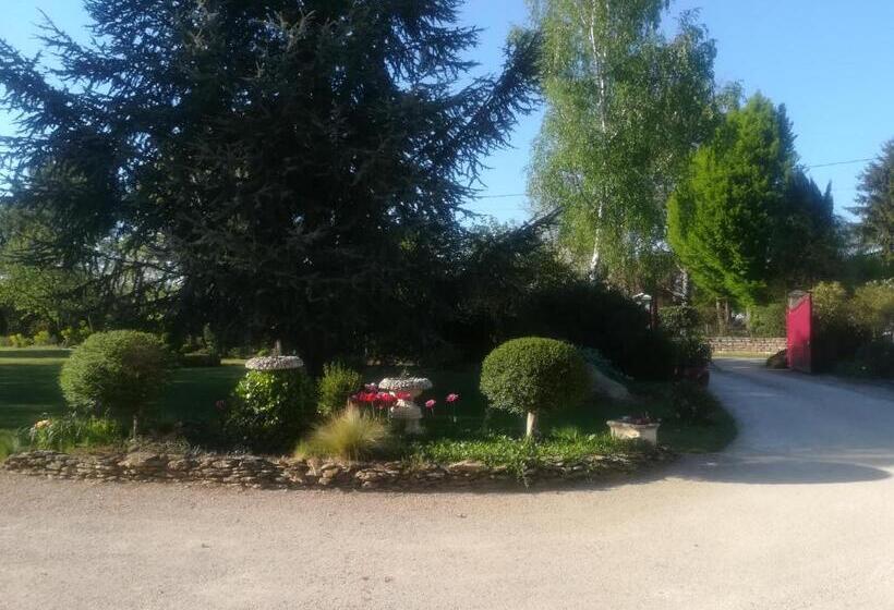 ペンション La Renaudiere En Bourgogne