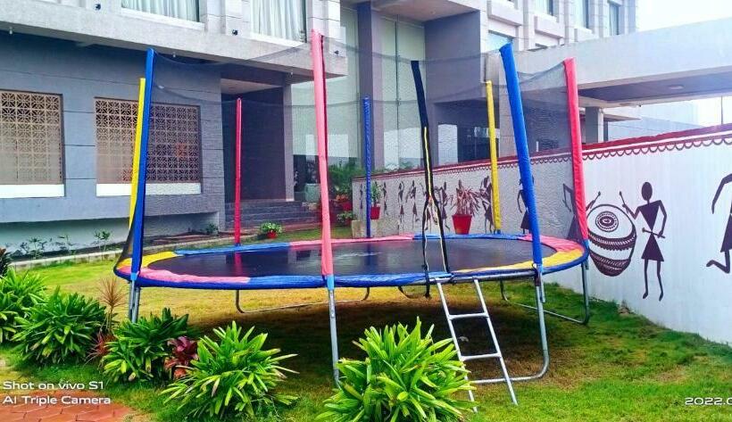 The Aanandam Hotel Resort