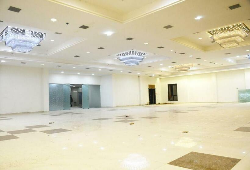 The Aanandam Hotel Resort