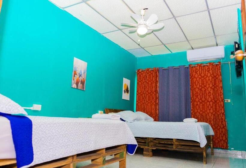 فندق صغير Hostal Familiar Argeñal