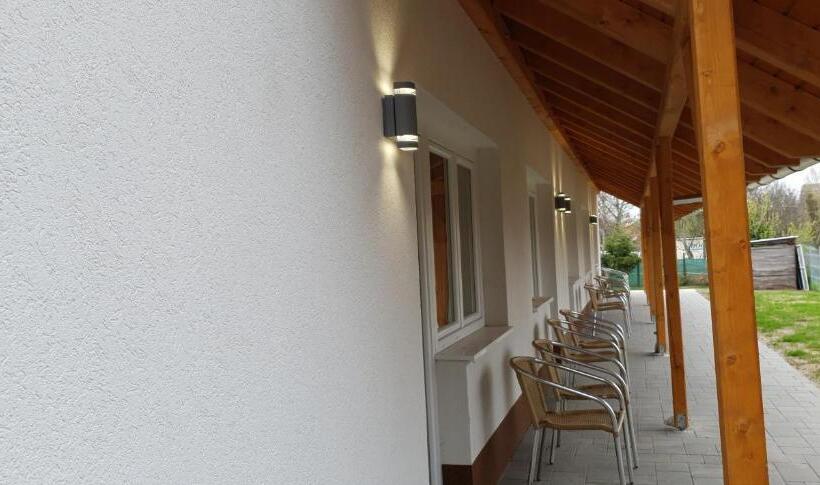 مبيت وإفطار Czermann Holiday Inn