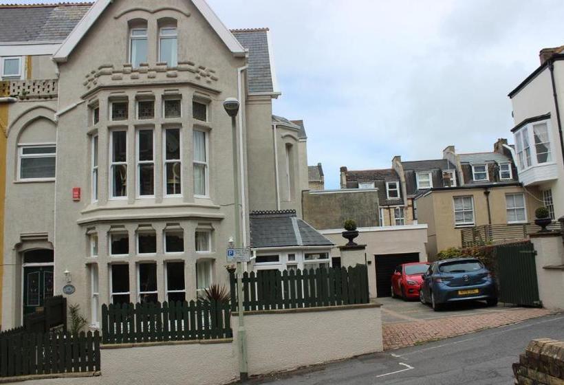 ベッドアンドブレックファースト Grosvenor House   Onsite Free Parking