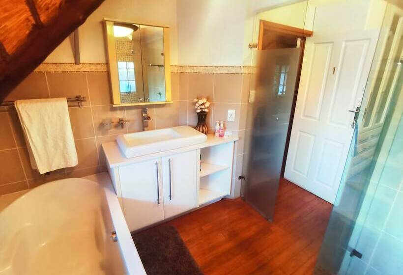 住宿加早餐  Libra Lodge