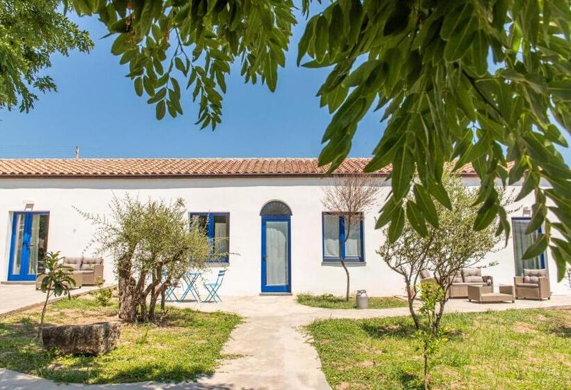 ホテル Albergo Rurale Casa Fois