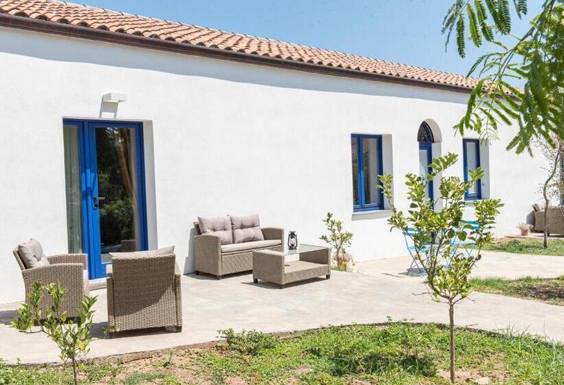 ホテル Albergo Rurale Casa Fois