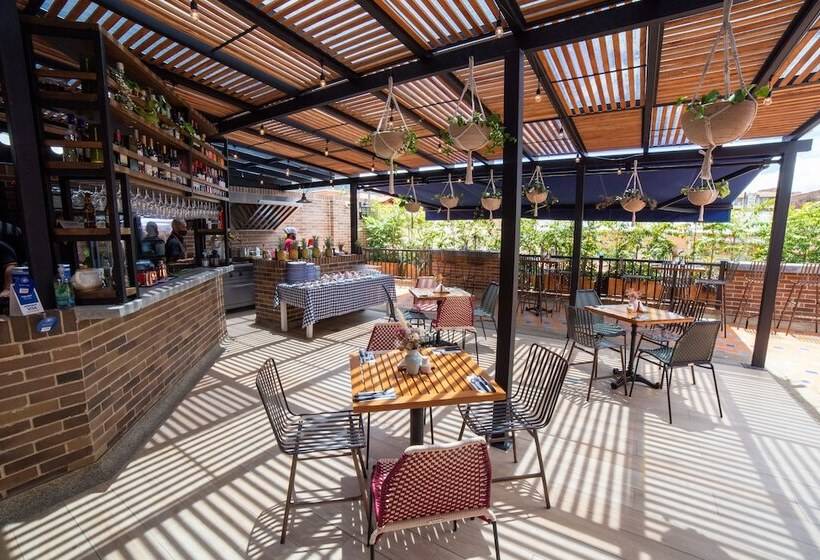 בית מלון כפרי Casa Rosé