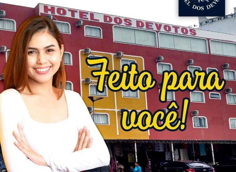 Отель Dos Devotos