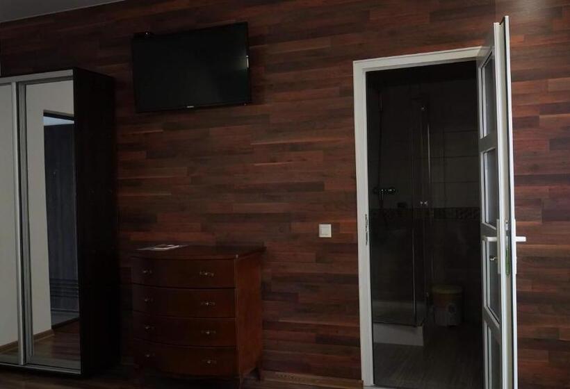 هتل El Cairo Cahul