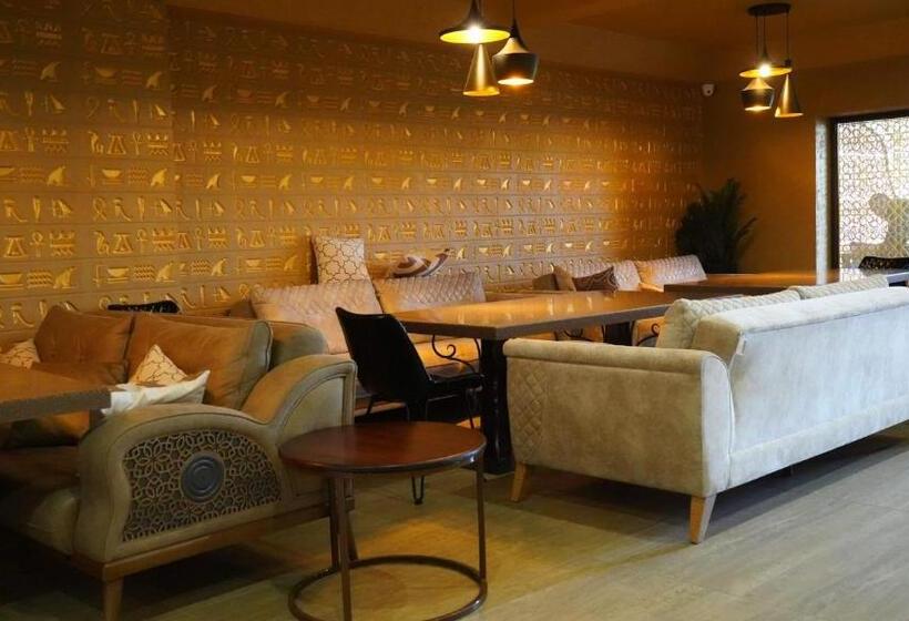 هتل El Cairo Cahul