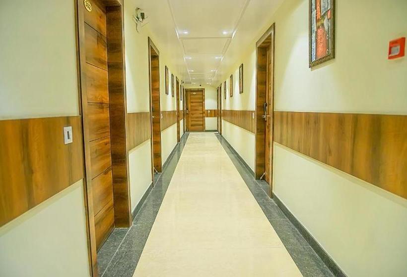 酒店 Hira Inn 10mins From Railway Station & Bus Station