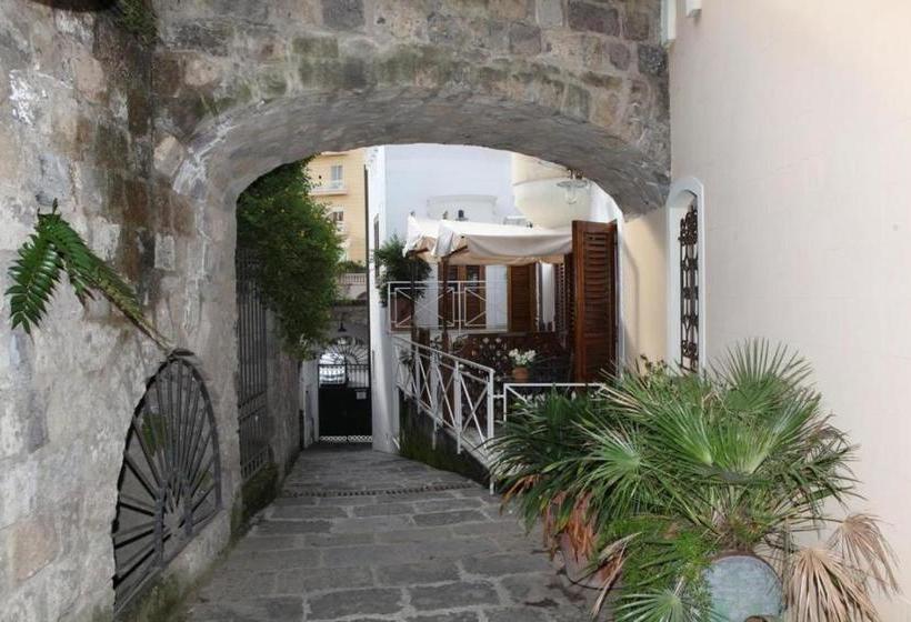 호텔 La Magnolia Sorrento City Centre