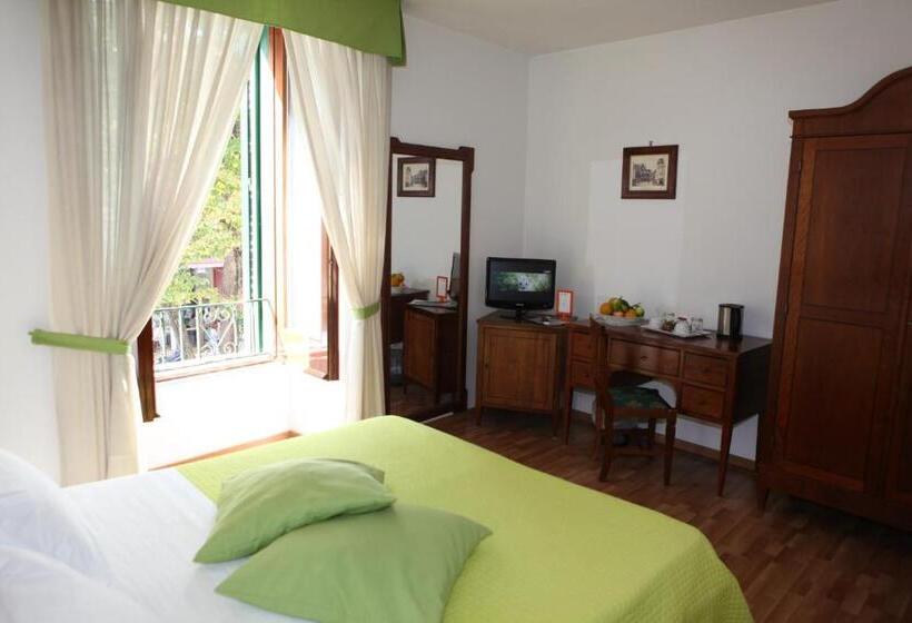 호텔 La Magnolia Sorrento City Centre