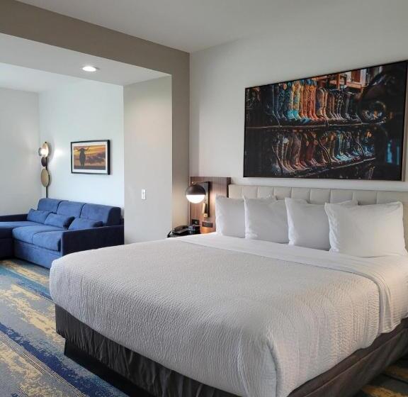 Отель La Quinta Inn & Suites By Wyndham Terrell