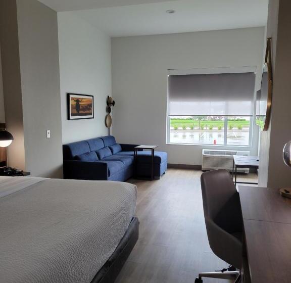 Отель La Quinta Inn & Suites By Wyndham Terrell