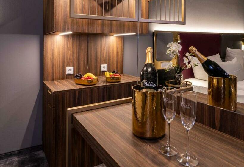 هتل Plaza Premium Munchen