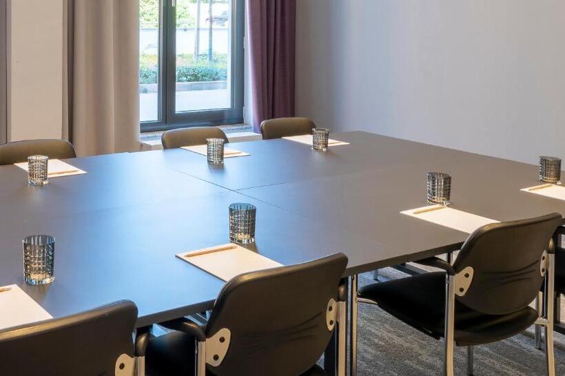 هتل Plaza Premium Munchen