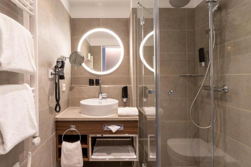 هتل Plaza Premium Munchen