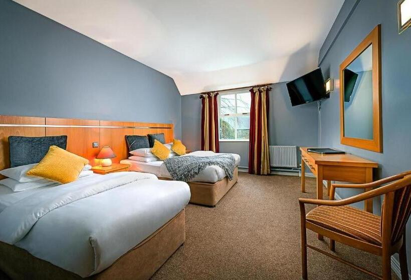 בית מלון כפרי Queens