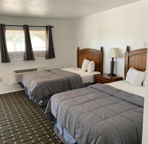 فندق Raton’s Peak Inn