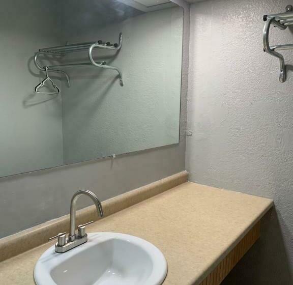 בית מלון כפרי Royalinn