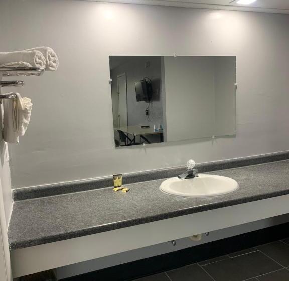 בית מלון כפרי Royalinn