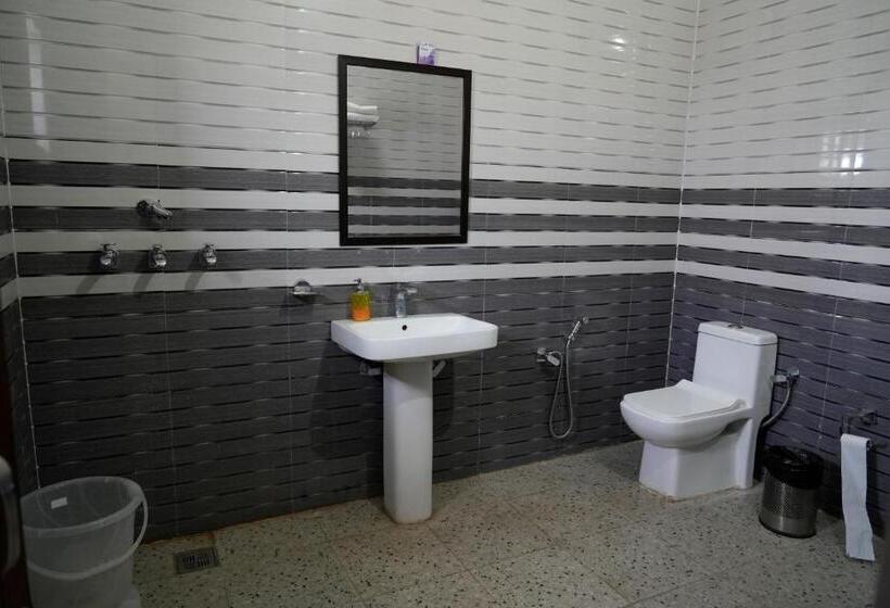 호텔 Shivjot Farm & Resort Panchkula