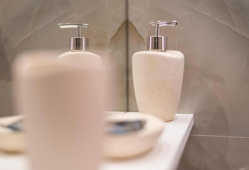 Отель Sofia's Cozy Rooms