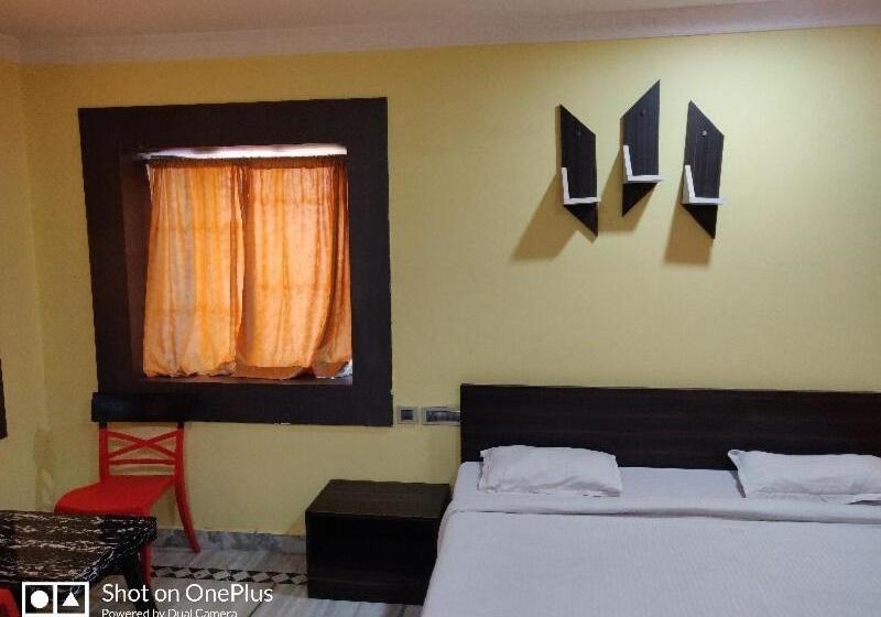 فندق Spot On 80280 Sai Somnath Residency