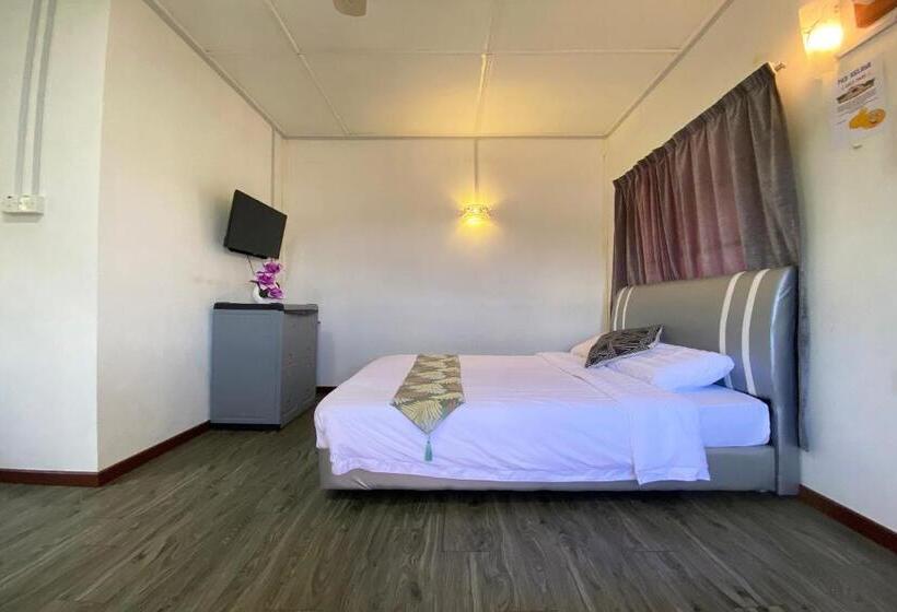 בית מלון כפרי Spot On 90279 Kinomulok Garden