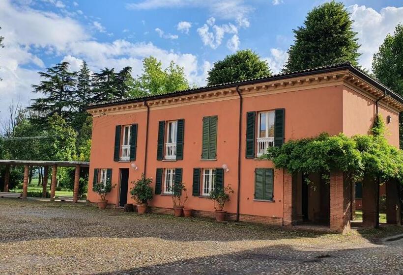 فندق Tenuta Pizzone