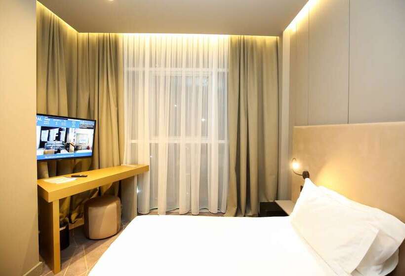 בית מלון כפרי The Central View Boutique