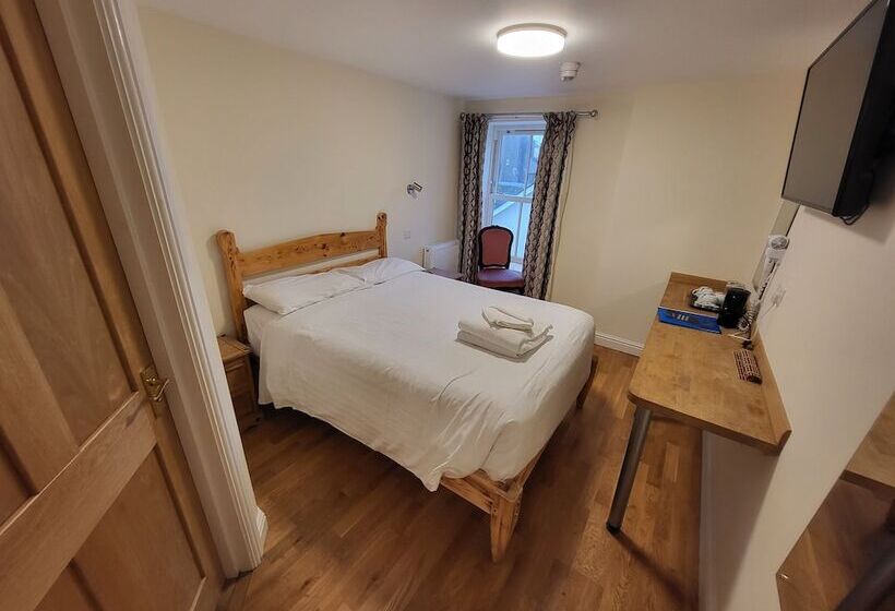 בית מלון כפרי The Grand Harbour