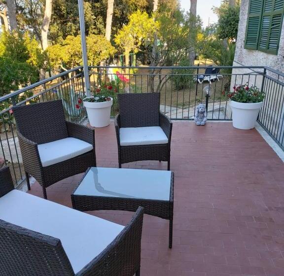 پانسیون Affittacamere Villa Anna