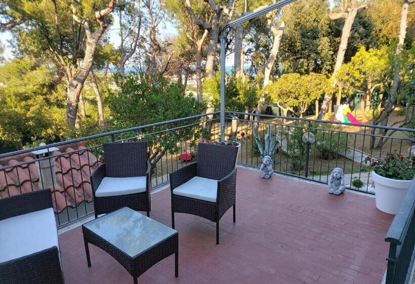 پانسیون Affittacamere Villa Anna