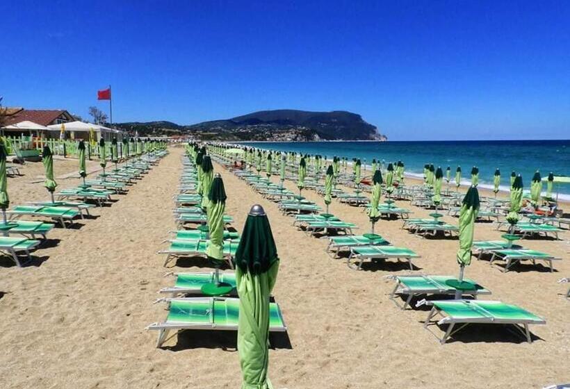 پانسیون Affittacamere Villa Anna