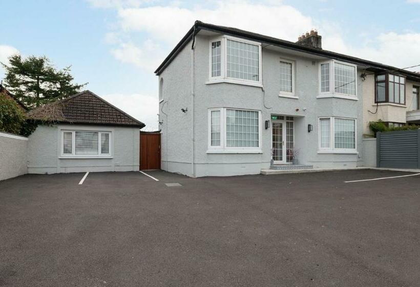بنسيون Belvedere House Cork Guest House