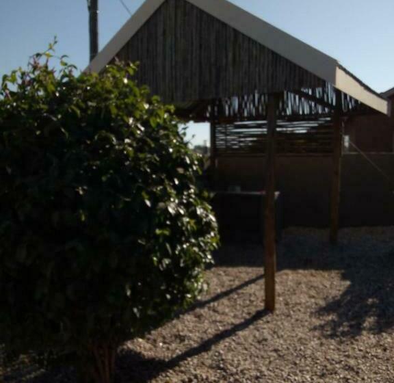 פנסיון Rayon Guesthouse