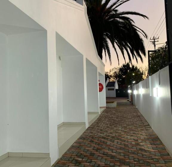 بنسيون Thamani Guest House