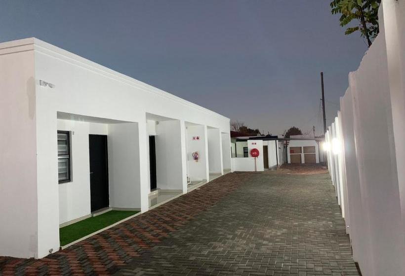 بنسيون Thamani Guest House