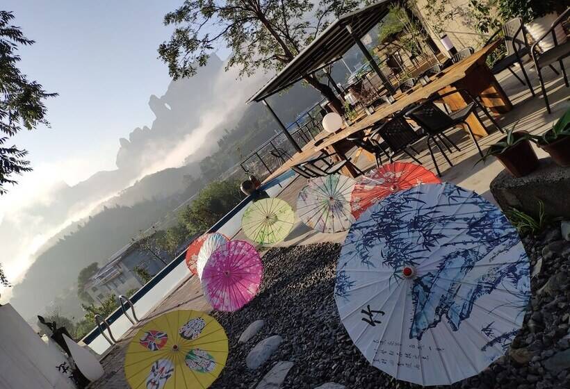 بنسيون Tujia Folk Houses