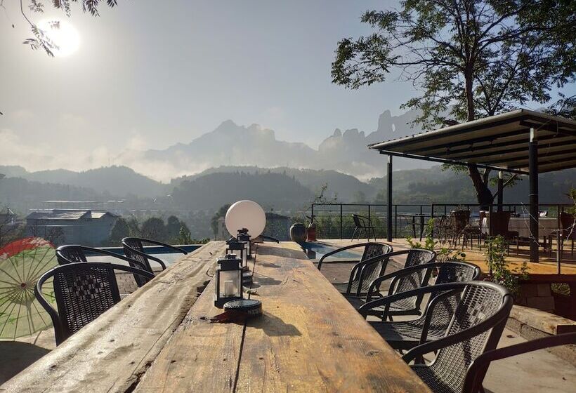 بنسيون Tujia Folk Houses