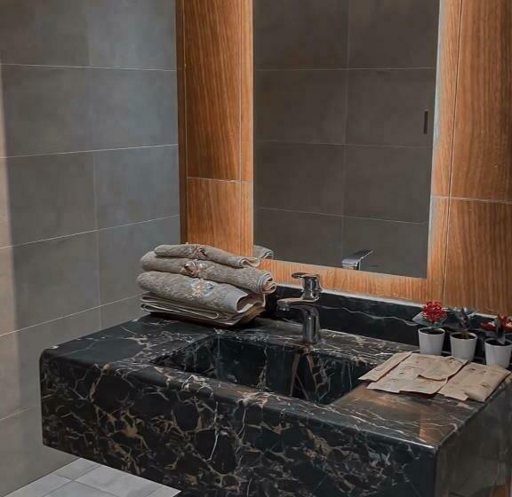 منتجع ويستن Westin Chalet