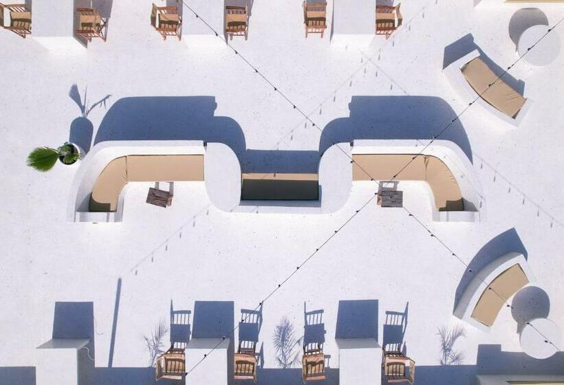 リゾートホテル Paje White House