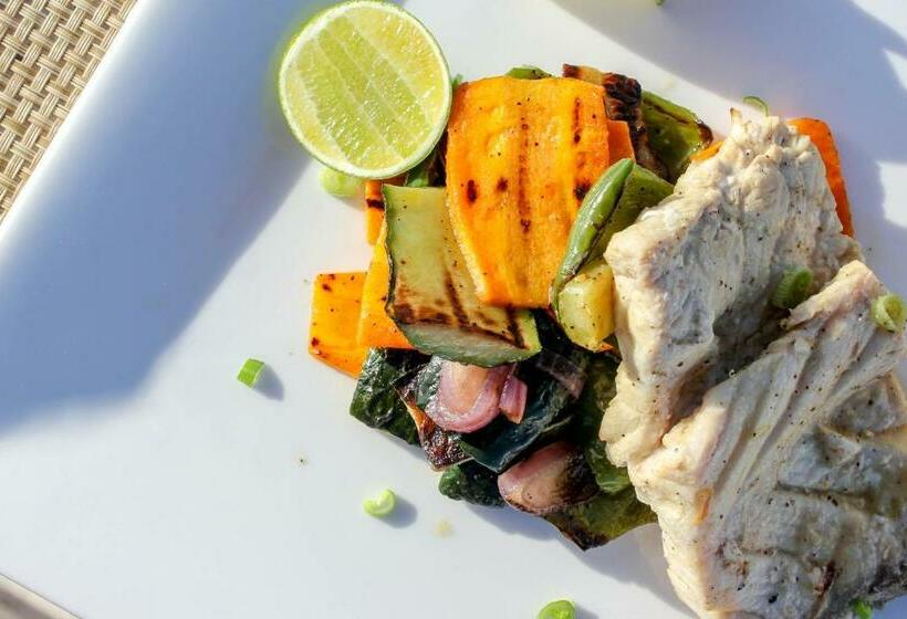 リゾートホテル Paje White House