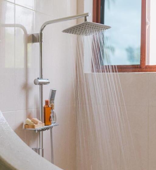 リゾートホテル Paje White House