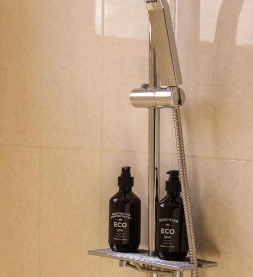 リゾートホテル Paje White House