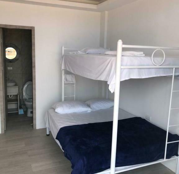فندق صغير Hostal Surf Ecuador