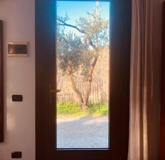 הוסטל Tavern Di Arqua