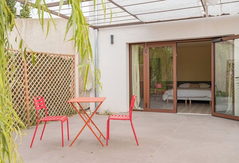 مبيت وإفطار Chambres D Hôtes   Domaine De Cristia